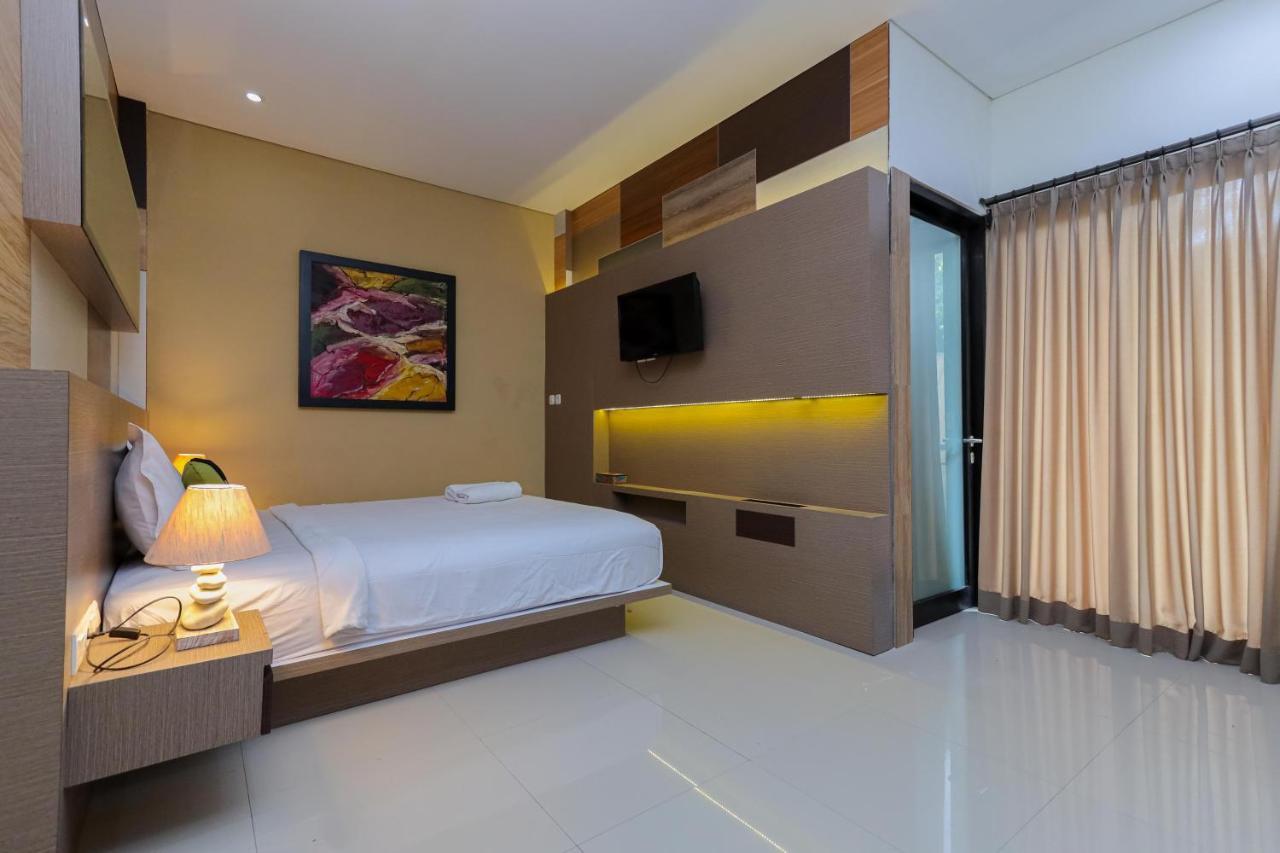 Urbanview Hotel Wg Jimbaran Bali Ungasan Exterior foto