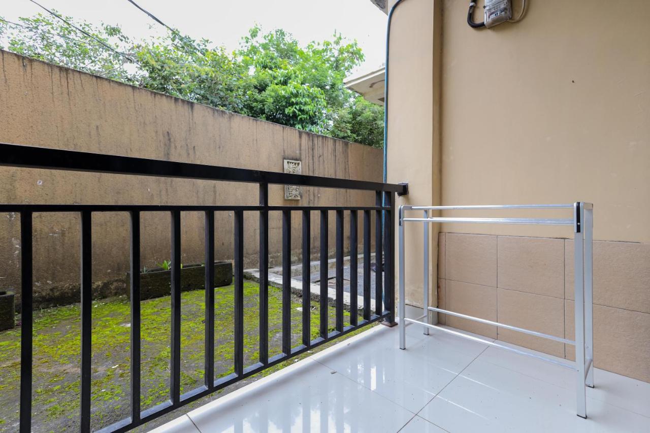 Urbanview Hotel Wg Jimbaran Bali Ungasan Exterior foto